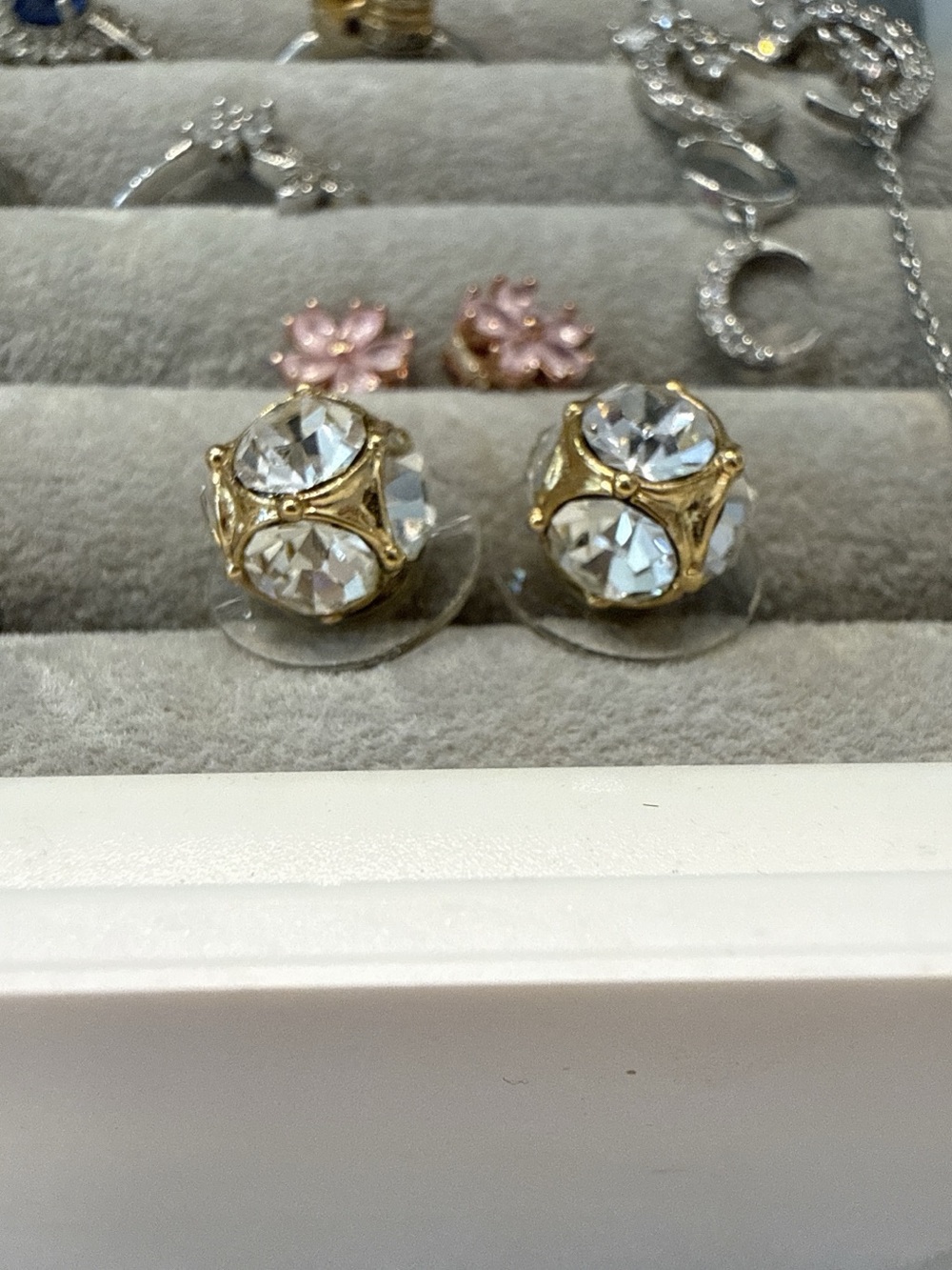EUC Kate Spade NY Lady Marmalade Stud Earrings - Picture 4 of 4